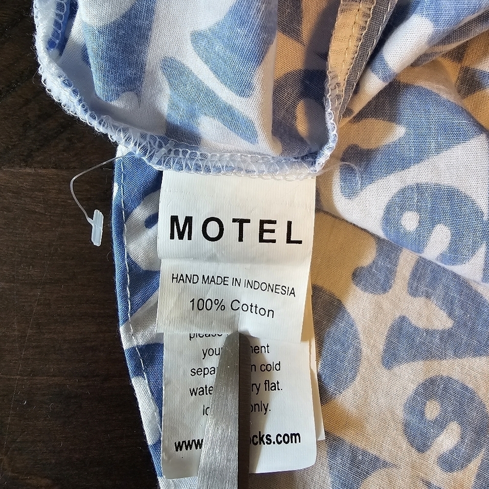 MOTEL Smith Short Sleeve Shirt in LOVE Checker Blue, Size Small, NWOT - Picture 9 of 12